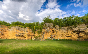 Glay limestone quarries